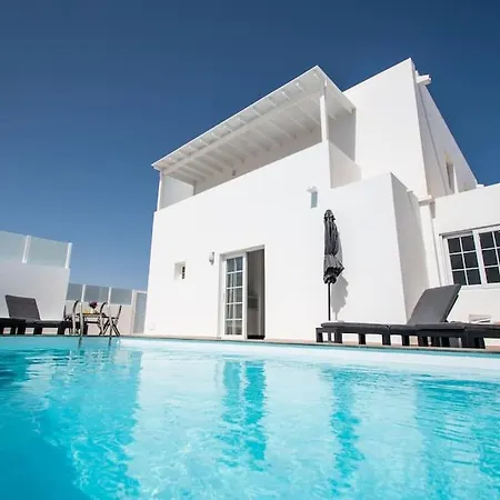 Casa Leize Piscina Climatizada, Vistas & Ac 10 Minutes Walk From Marina Rubicon Villa Playa Blanca  Exterior photo