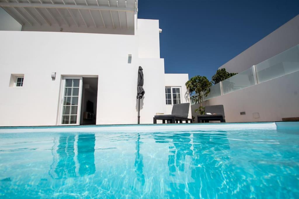 Casa de Férias Casa Leize Piscina Climatizada, Vistas & Ac 10 Minutes Walk From Marina Rubicon *
